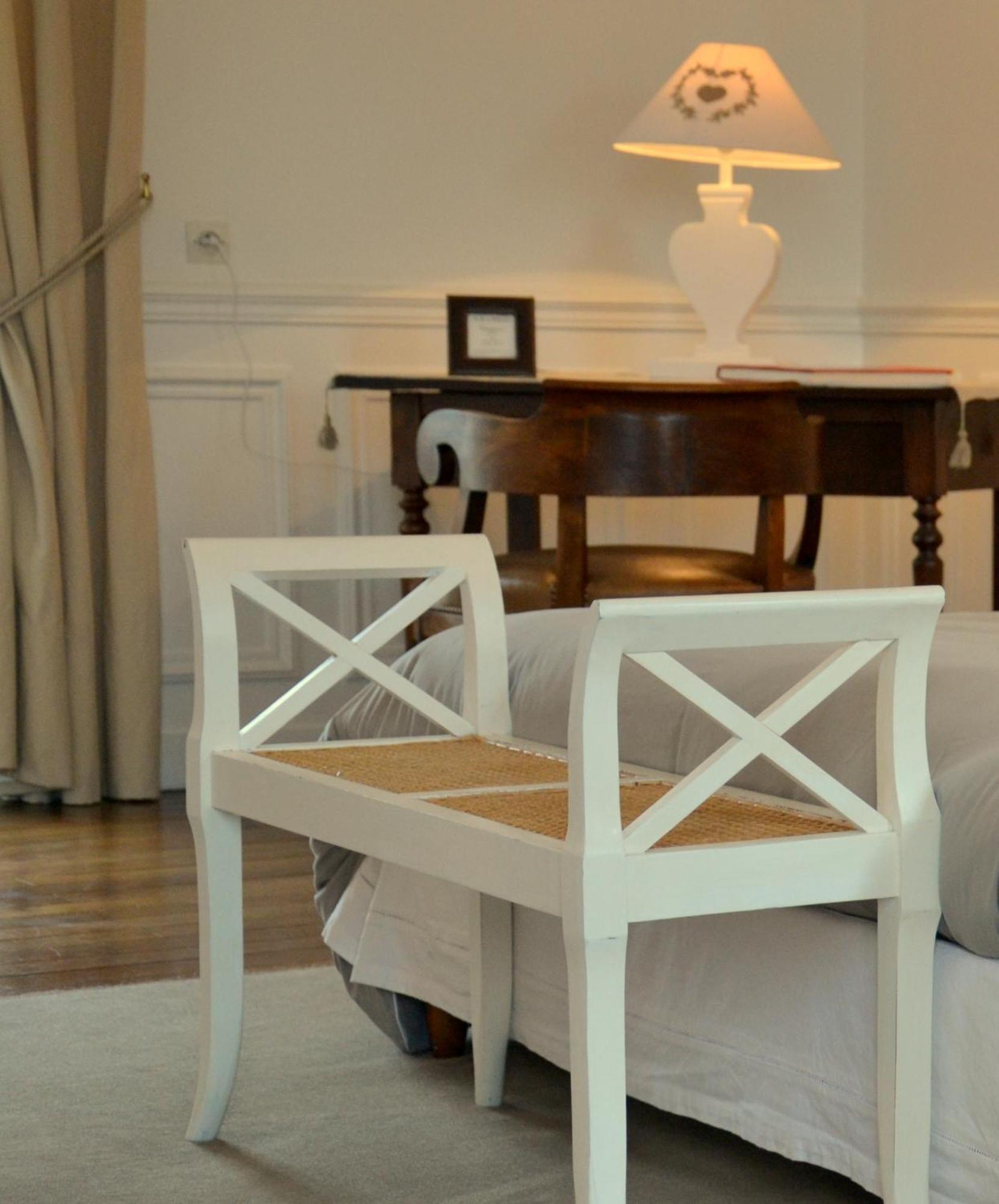 Clos De Bellefontaine B&B Байо Стая снимка