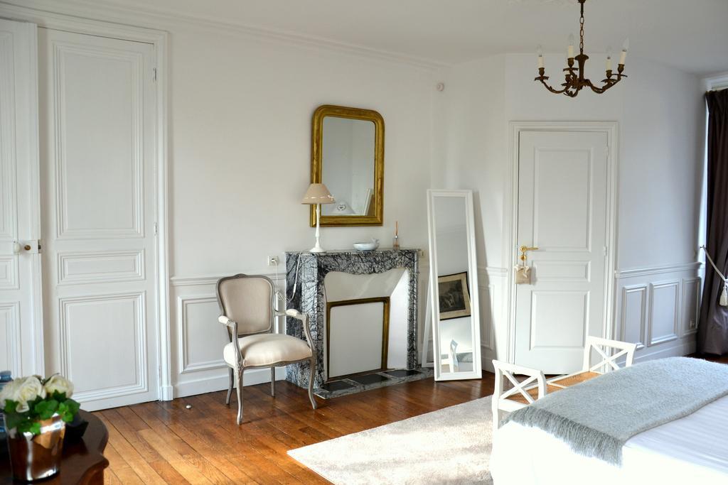 Clos De Bellefontaine B&B Байо Стая снимка